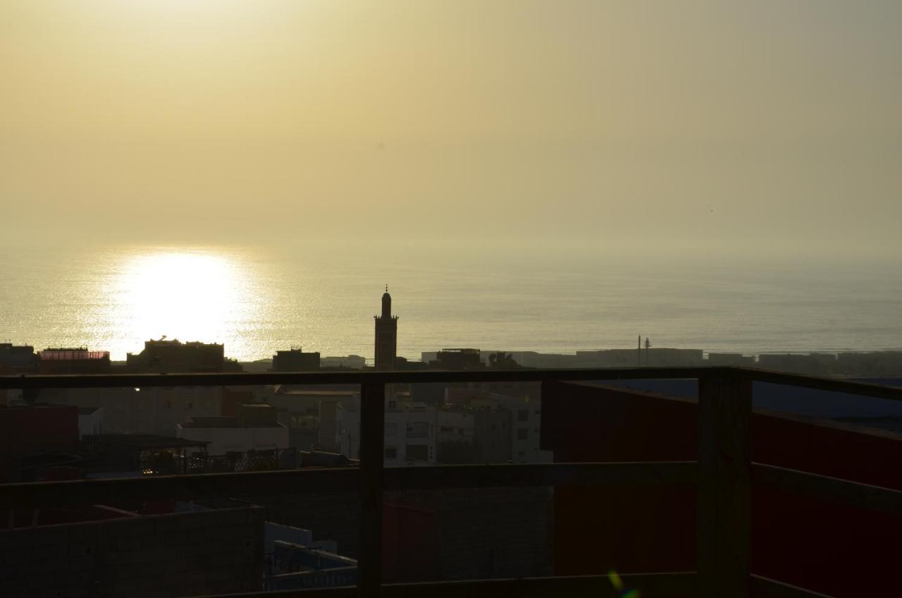Arima Surf House Hostel Tamraght Bagian luar foto