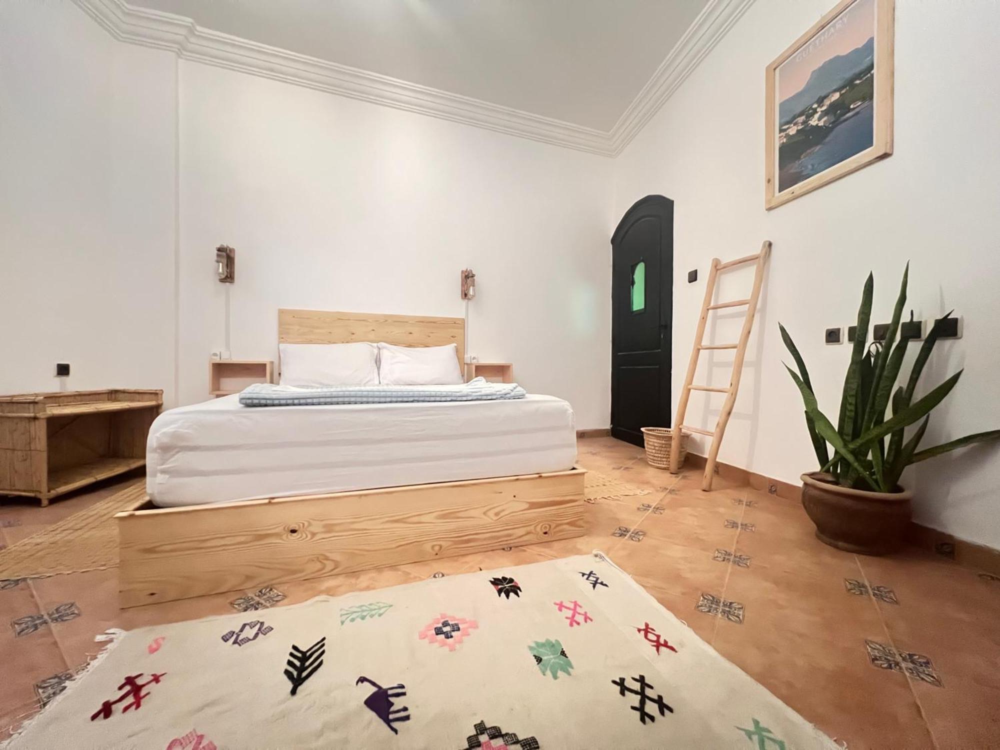 Arima Surf House Hostel Tamraght Bagian luar foto